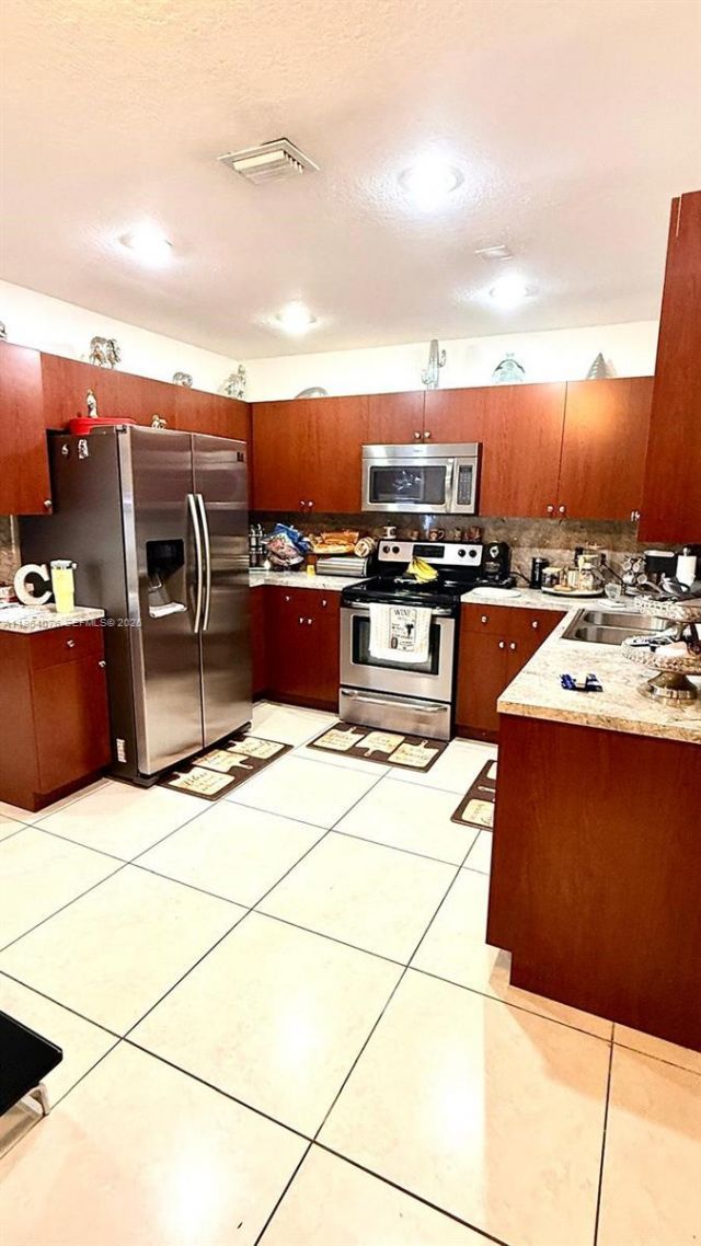 2800 NW 173rd Ter , Miami Gardens, FL 33056 Photo