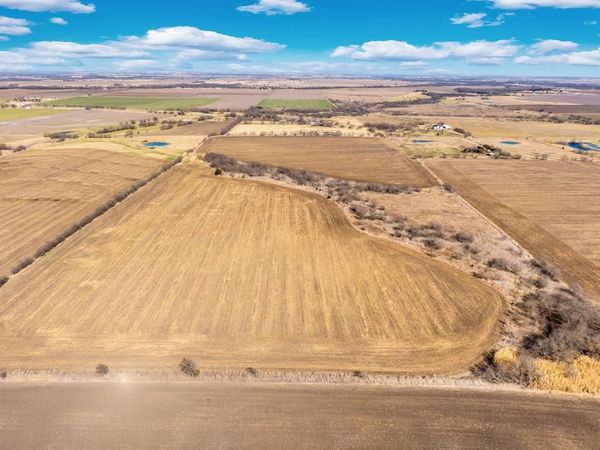 000 Morgan Road , Italy, TX 76651