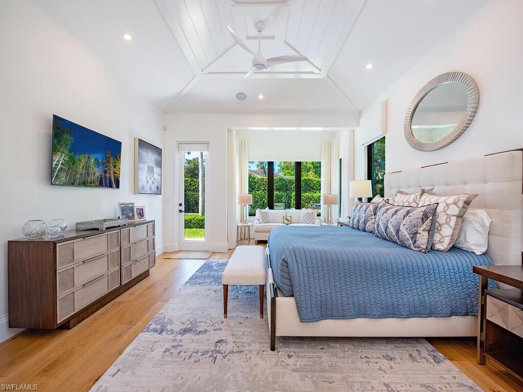 679 Rudder Rd , Naples, FL 34102 Photo