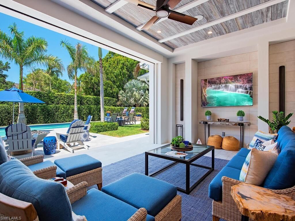 679 Rudder Rd , Naples, FL 34102 Photo