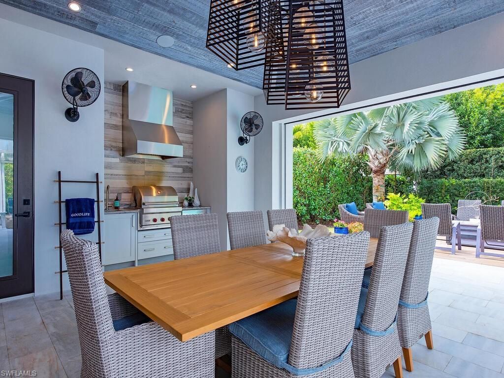 679 Rudder Rd , Naples, FL 34102 Photo