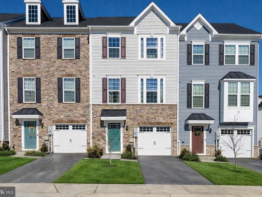 110 Bethlehem Pl, Brooklyn, MD 21225 Main Photo