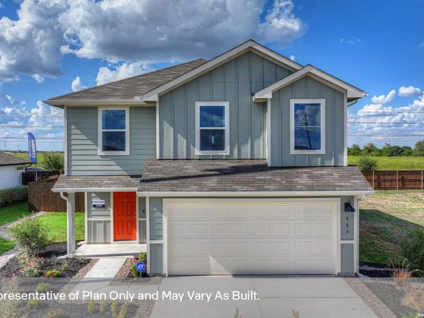 1038 GLADYS RUN, Seguin, TX 78155