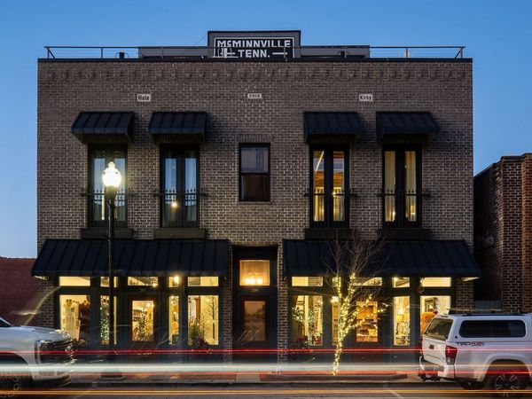 207 E Main St, McMinnville, TN 37110