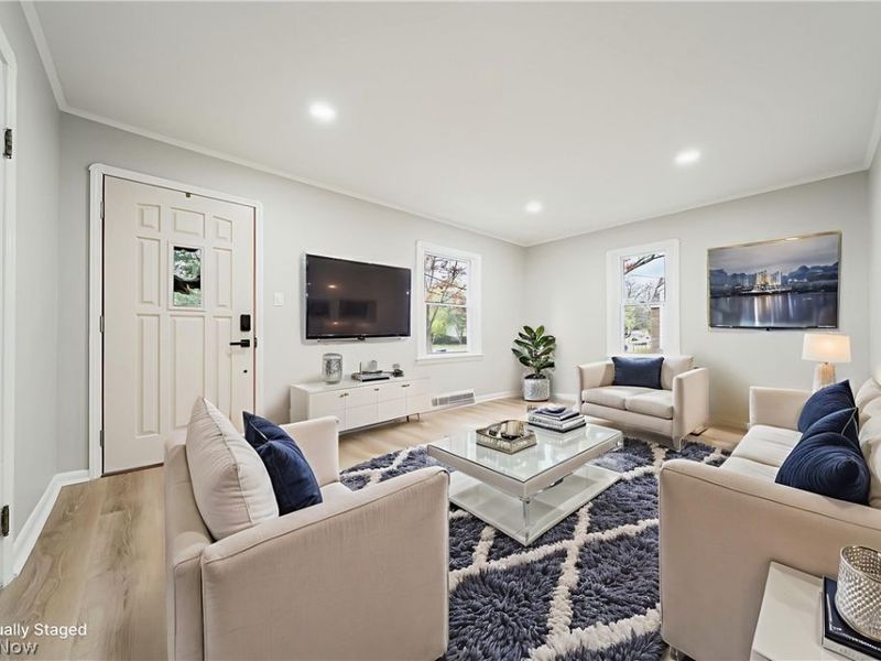 6333 W 130th Street, Parma Heights, OH 44130 Photo 9