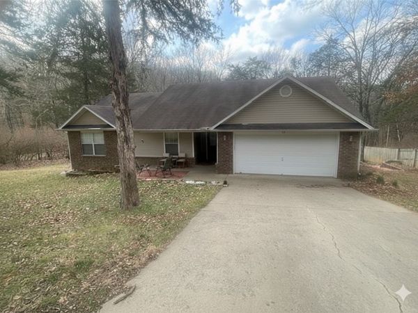 67 Red Oak Avenue, West Fork, AR 72774