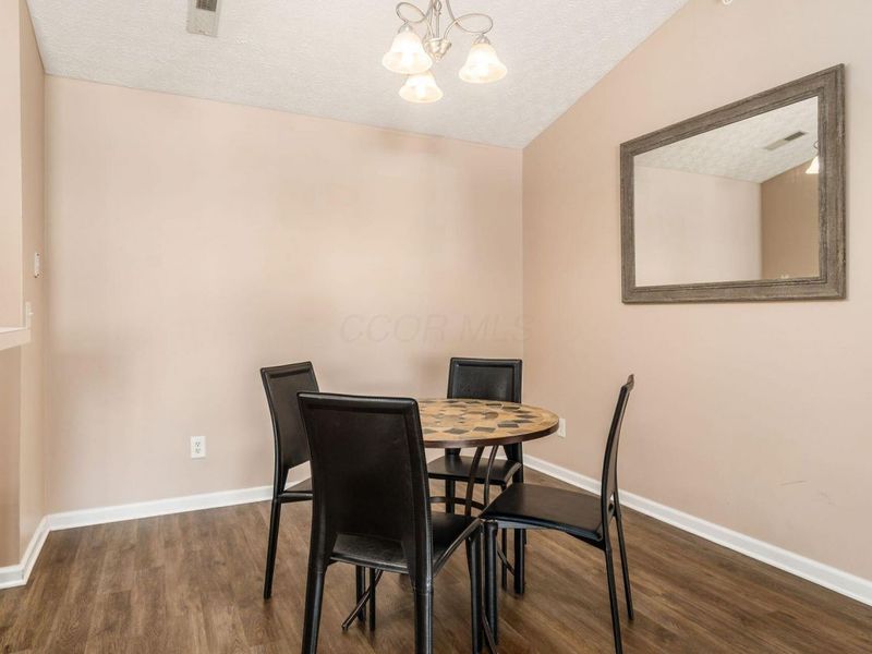 208 Shelbourne Forest Way, Delaware, OH 43015 Photo 13