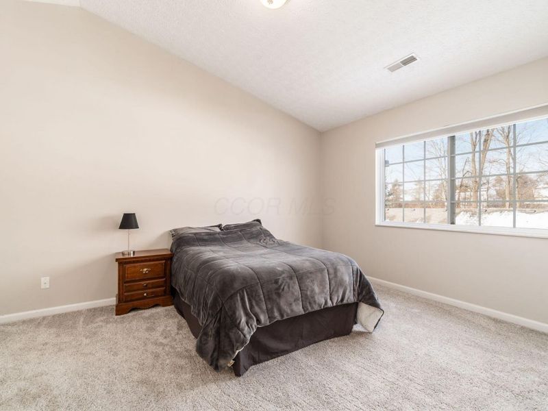 208 Shelbourne Forest Way, Delaware, OH 43015 Photo 14