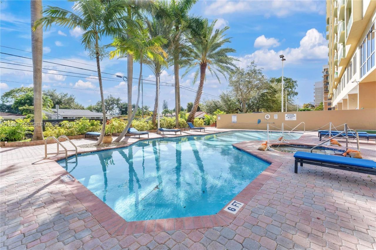 3500 Coral Way, Unit 710, Miami, FL 33145 Photo