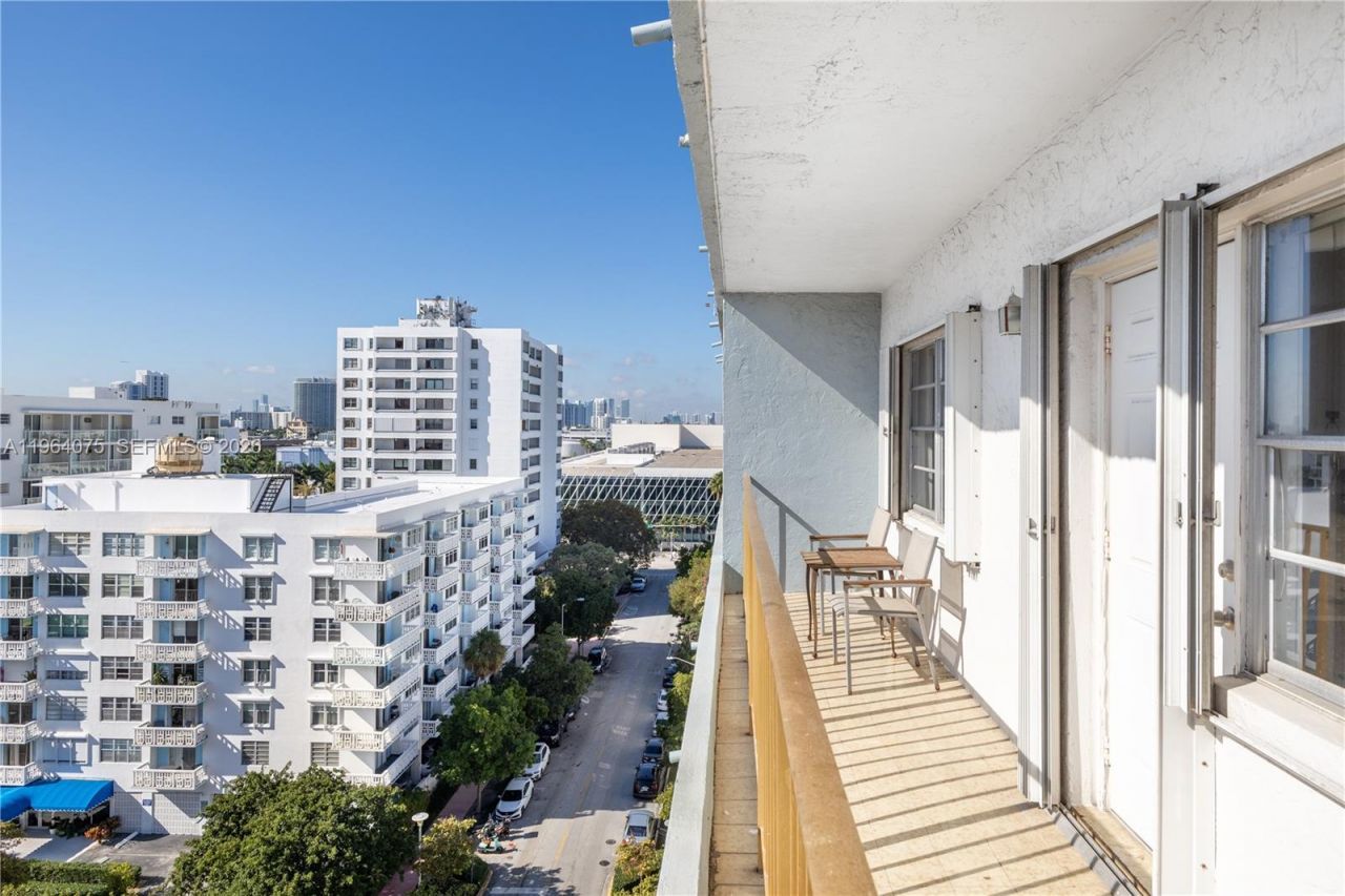 245 18th St, Unit 1103, Miami Beach, FL 33139 Photo