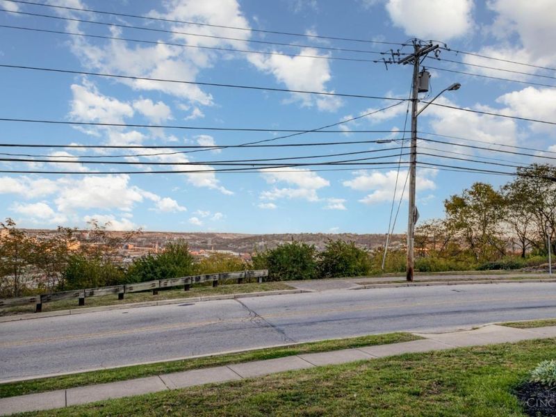 2680 Lehman Road, Unit C102, Cincinnati, OH 45204 Photo 29