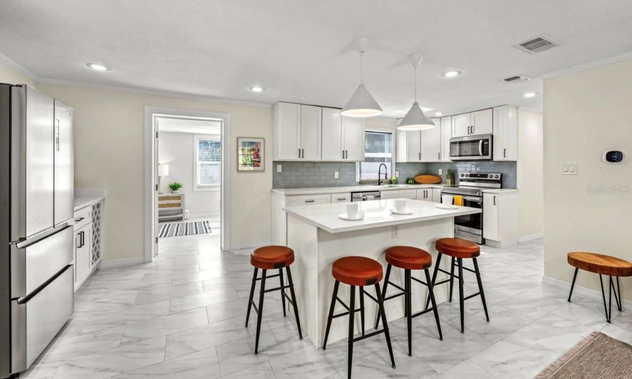 578 - 580 Companion Way, Longboat Key, FL 34228 Photo