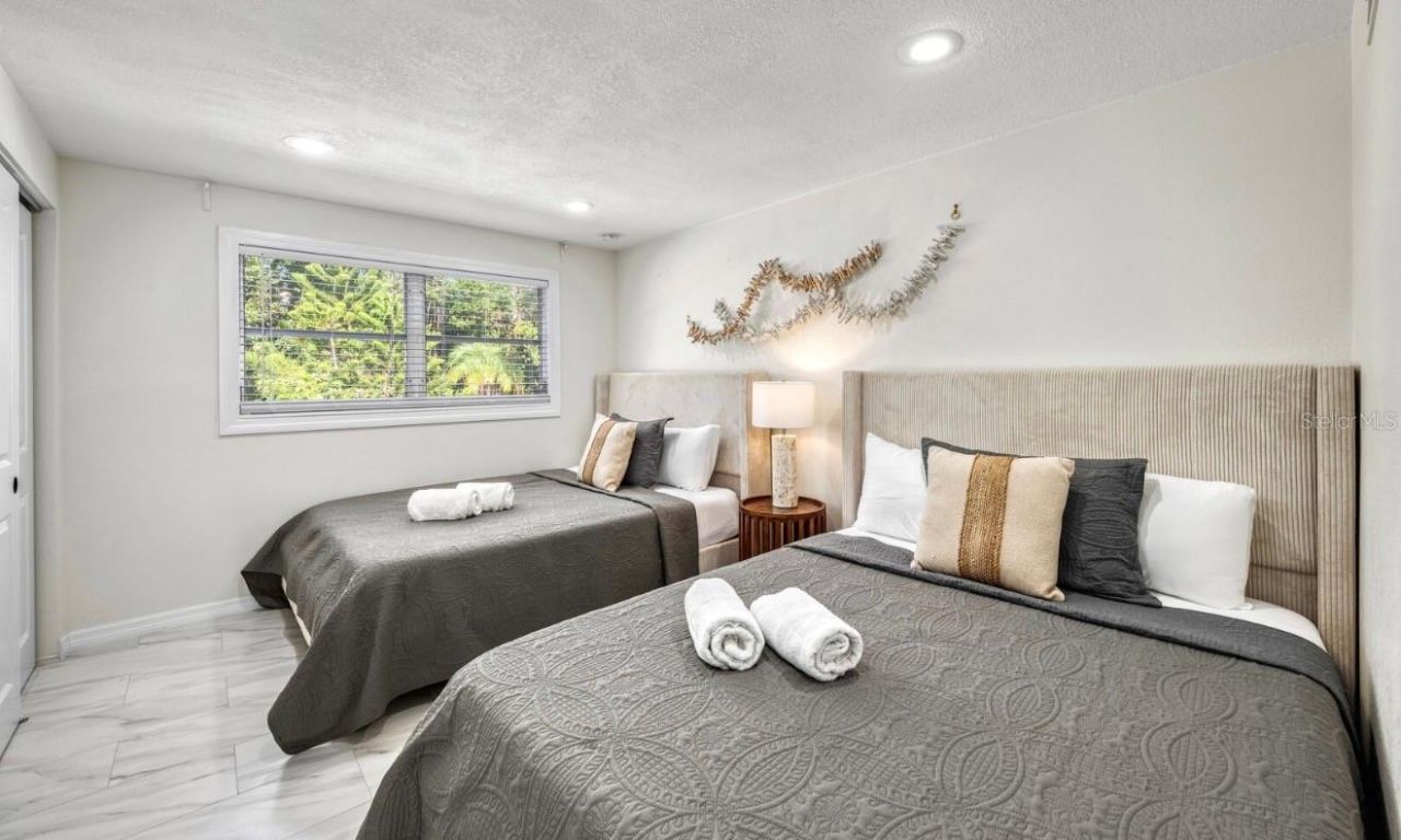 578 - 580 Companion Way, Longboat Key, FL 34228 Photo