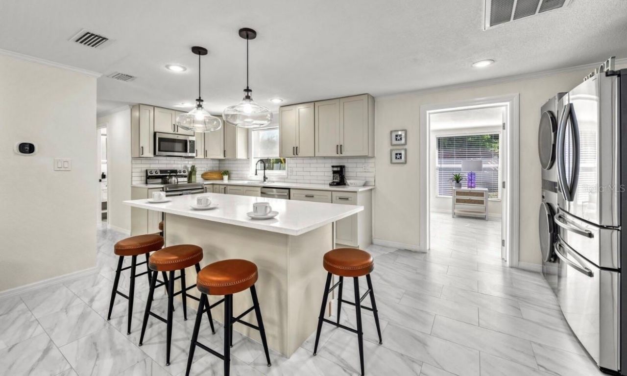 578 - 580 Companion Way, Longboat Key, FL 34228 Photo