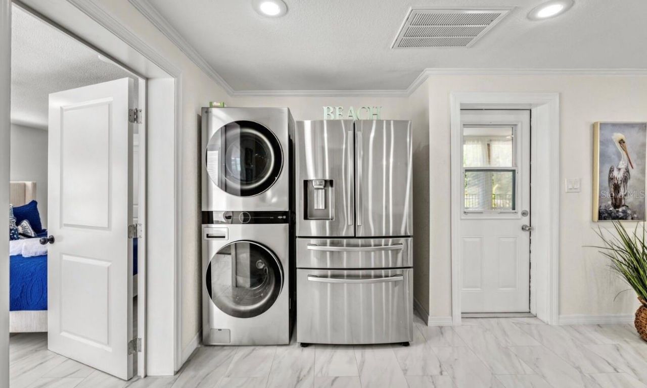 578 - 580 Companion Way, Longboat Key, FL 34228 Photo