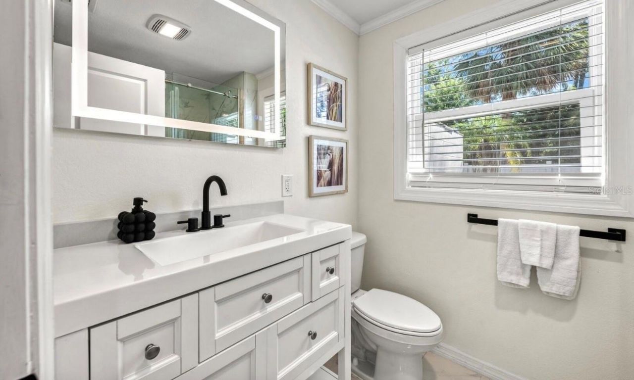 578 - 580 Companion Way, Longboat Key, FL 34228 Photo