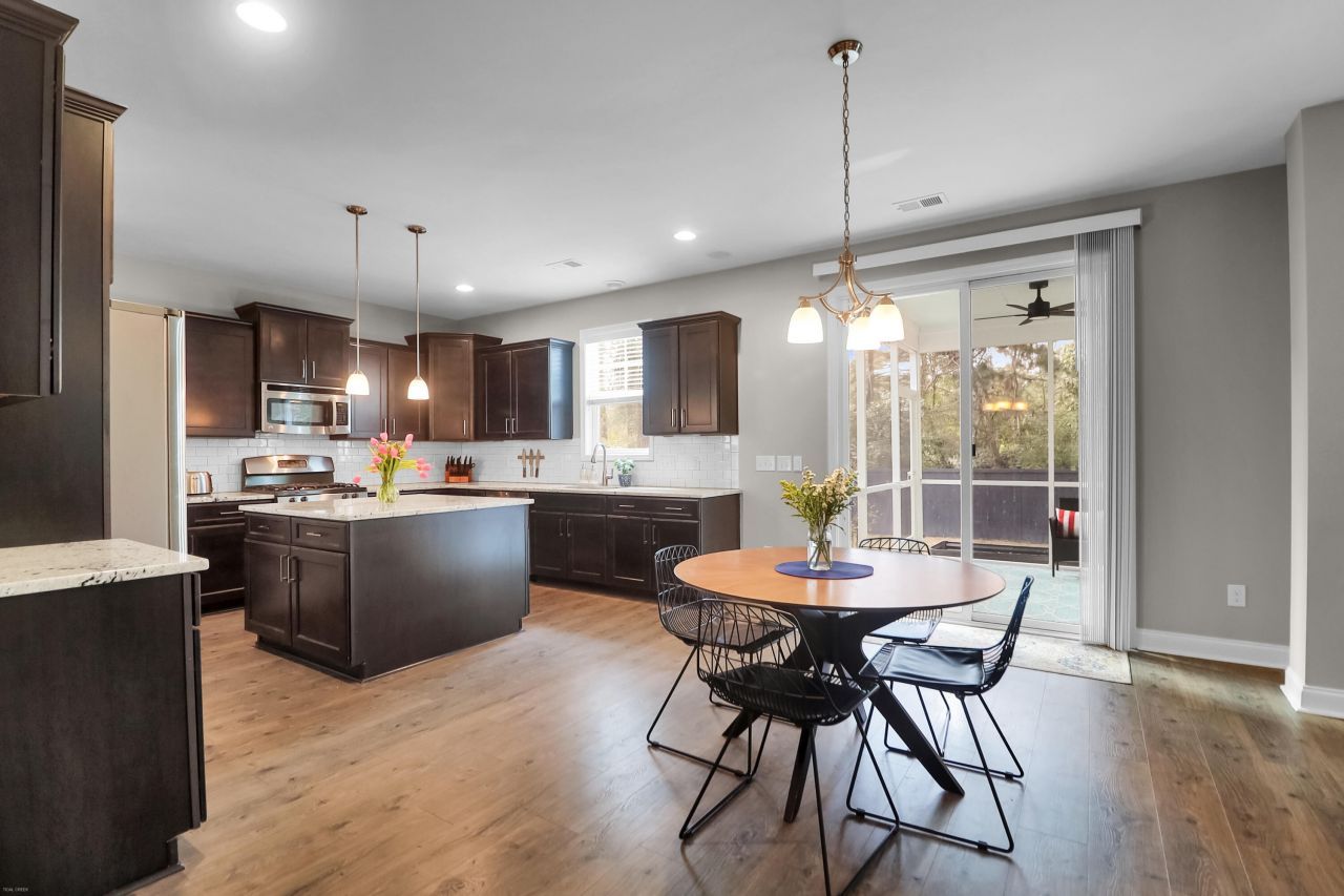 433 Turnstone Street Photo 4