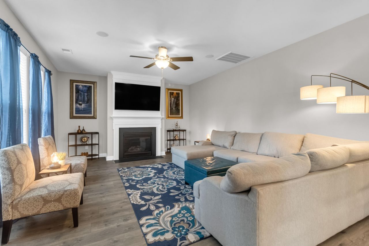 433 Turnstone Street Photo 6