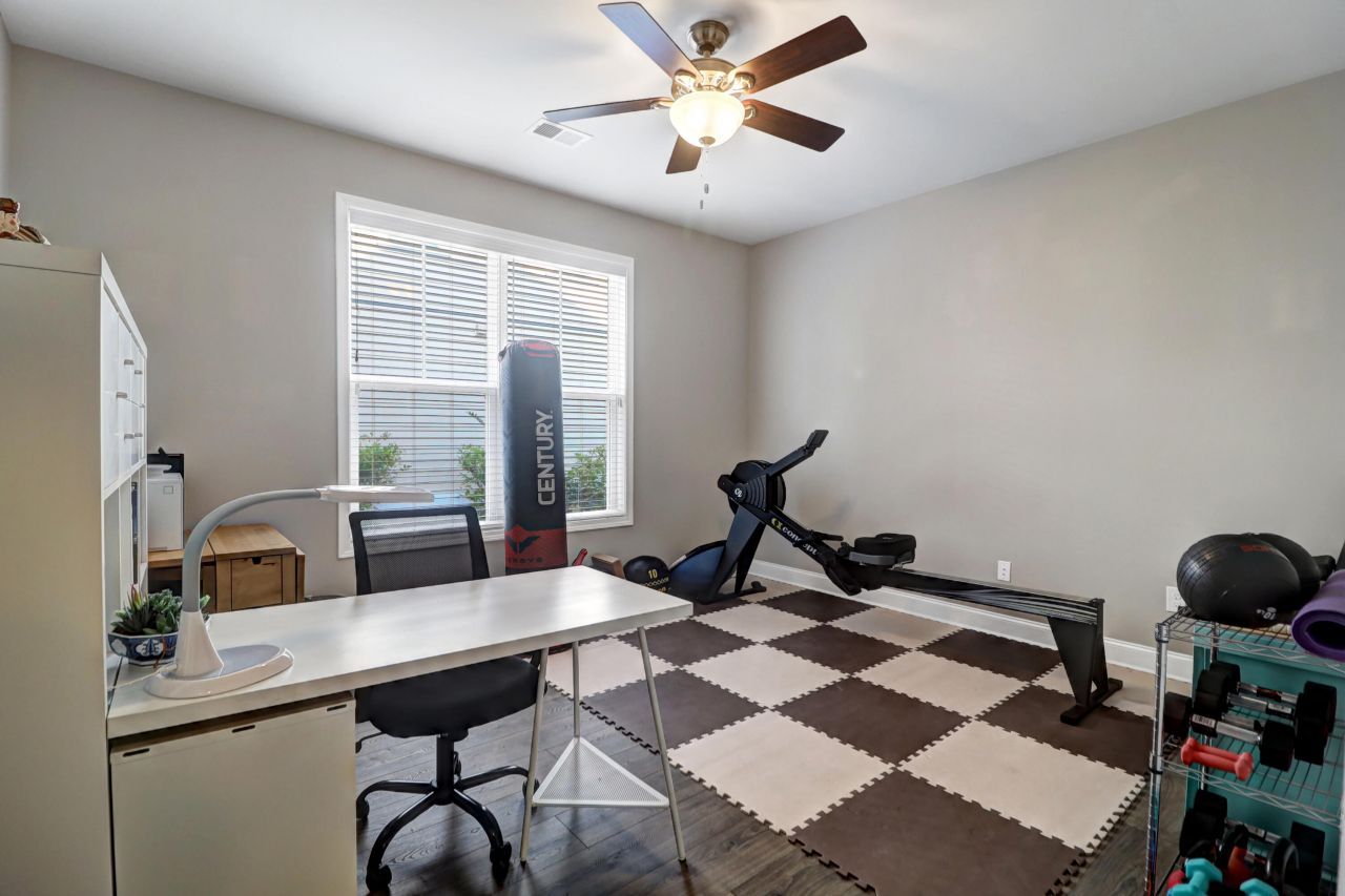 433 Turnstone Street Photo 8