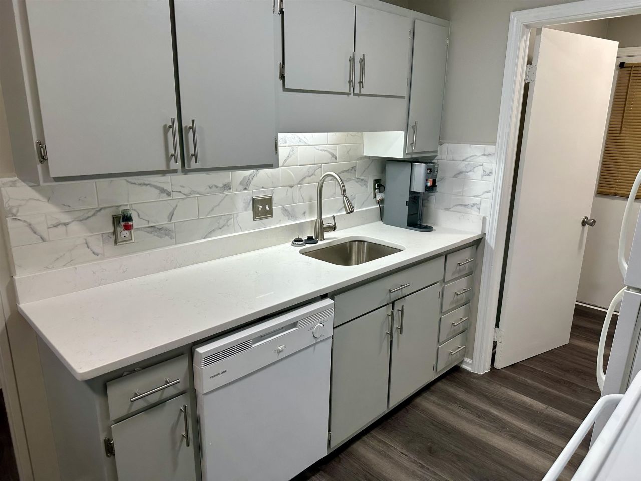 801 Burcale Rd.  Photo 6