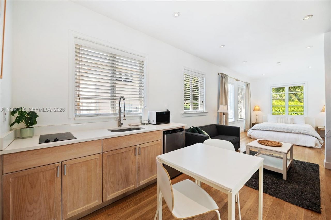 36 Phoenetia Ave , Coral Gables, FL 33134 Photo