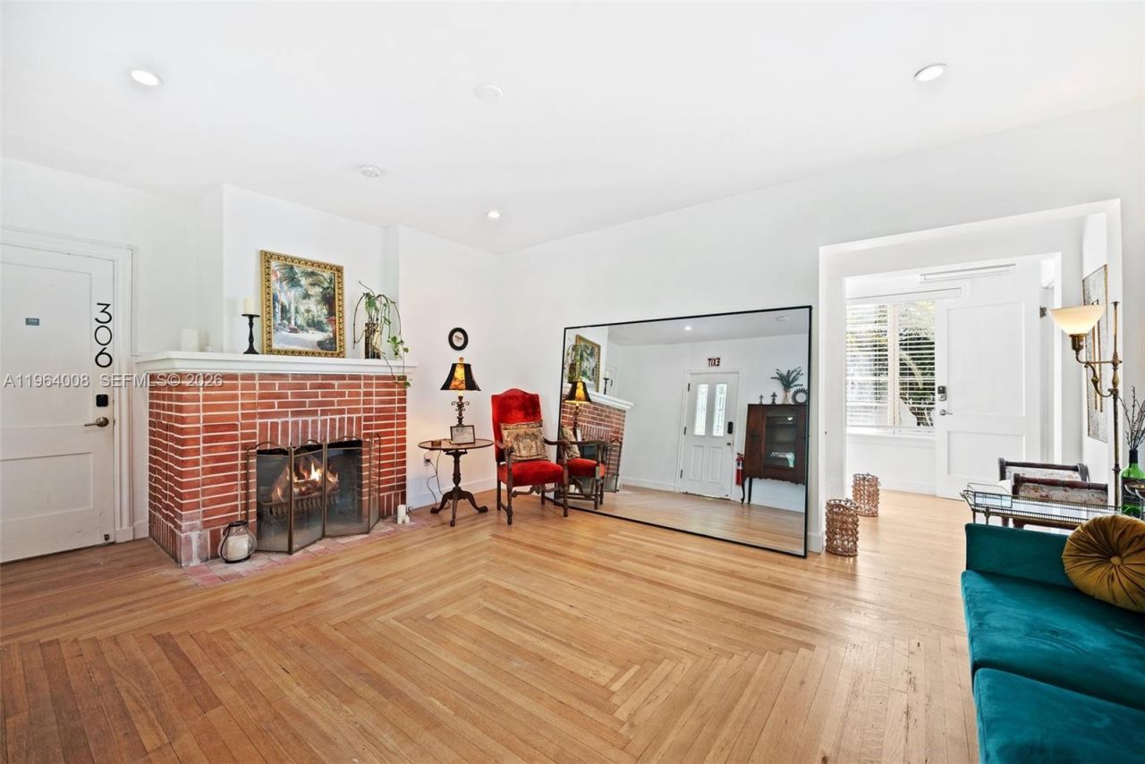 36 Phoenetia Ave , Coral Gables, FL 33134 Photo