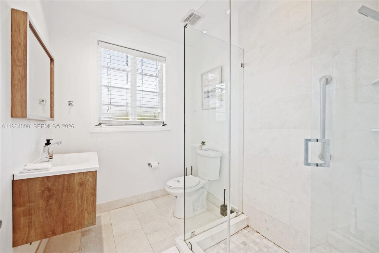 36 Phoenetia Ave , Coral Gables, FL 33134 Photo