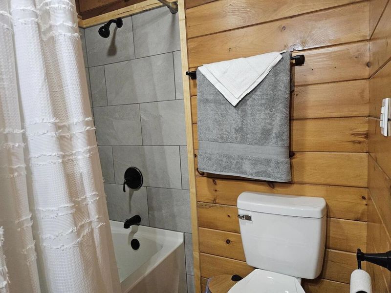 37462 Price Road, Logan, OH 43138 Photo 16