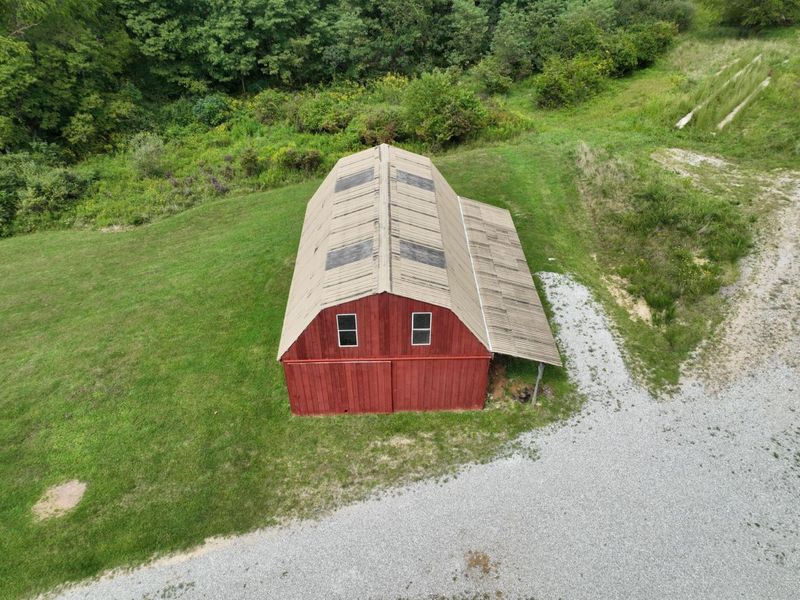 37462 Price Road, Logan, OH 43138 Photo 17