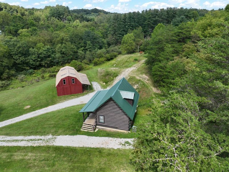 37462 Price Road, Logan, OH 43138 Photo 2