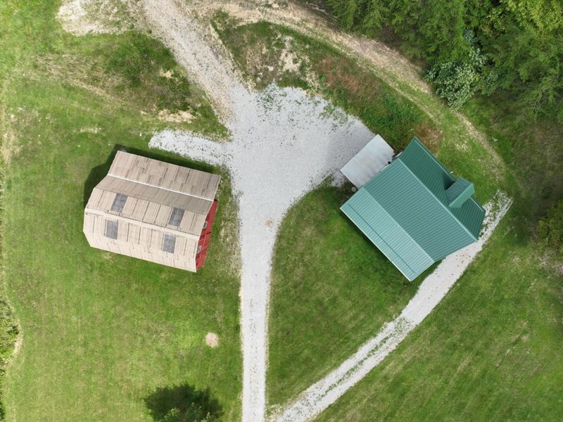 37462 Price Road, Logan, OH 43138 Photo 3