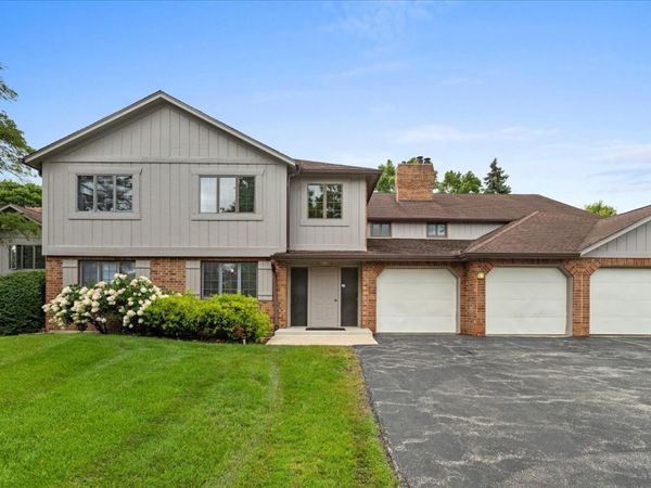 7711 W OAK RIDGE Court, Unit 2A, Palos Heights, IL 60463