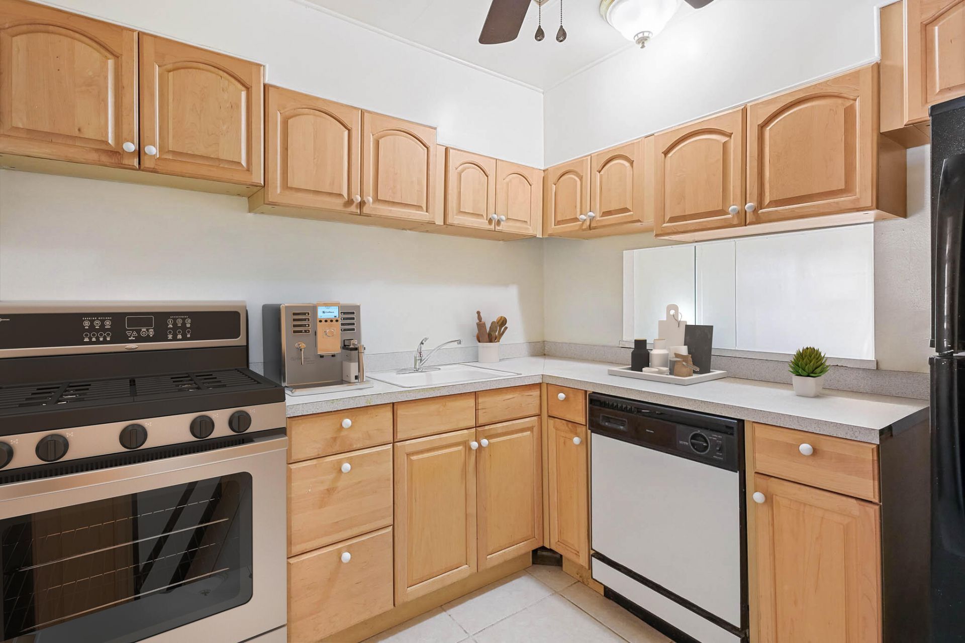 12013 Greenway Cir S, Unit 110, Royal Palm Beach, FL 33411 Photo