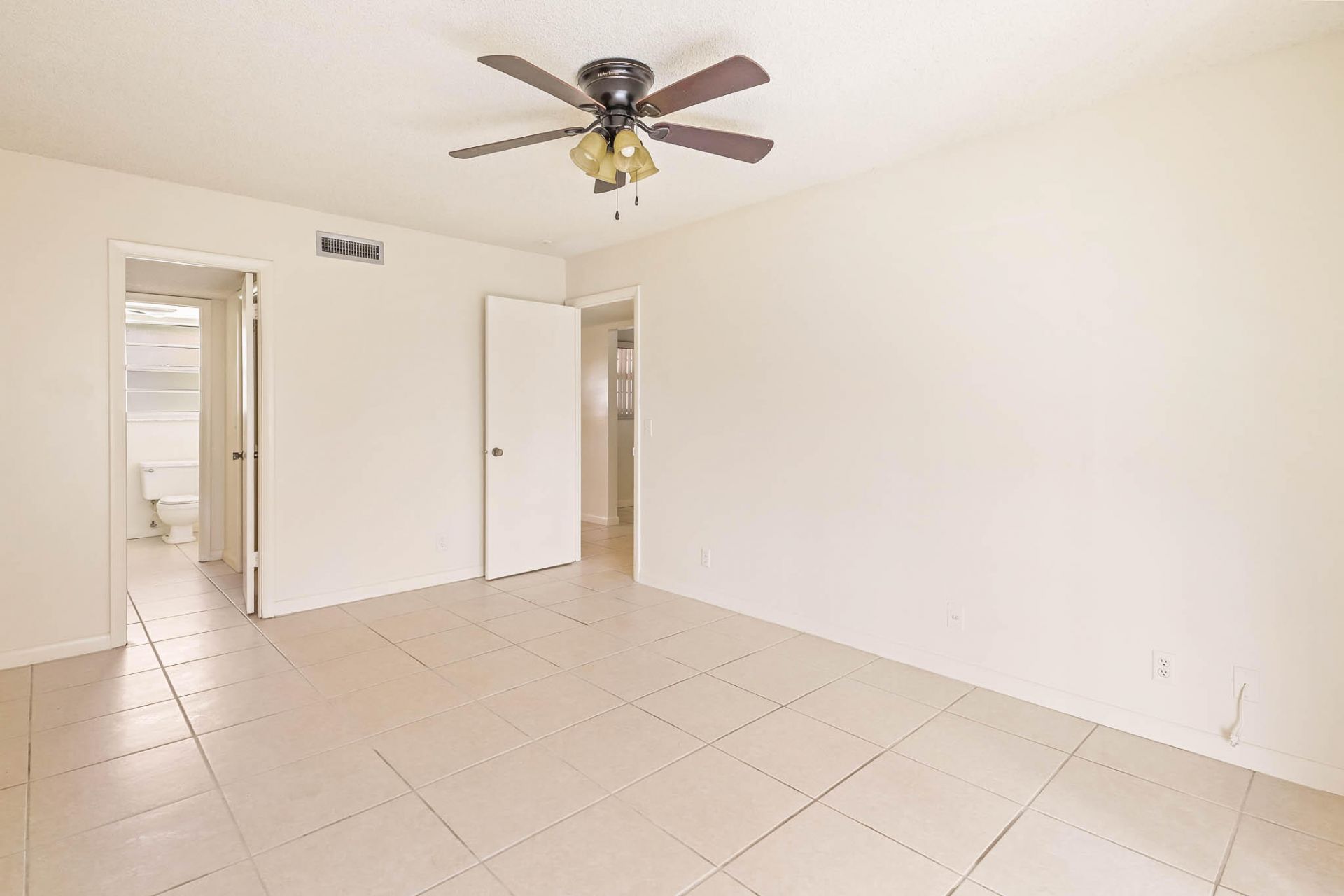 12013 Greenway Cir S, Unit 110, Royal Palm Beach, FL 33411 Photo