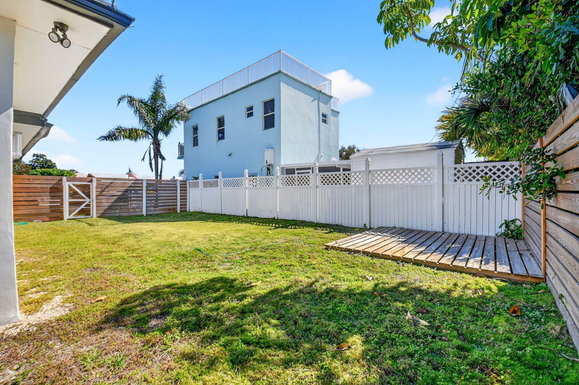 3651 Palm Drive, Riviera Beach, FL 33404 Photo