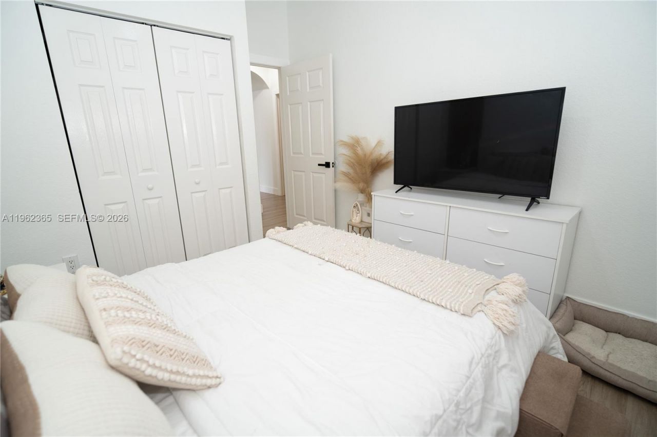 13746 SW 32nd St , Miramar, FL 33027 Photo