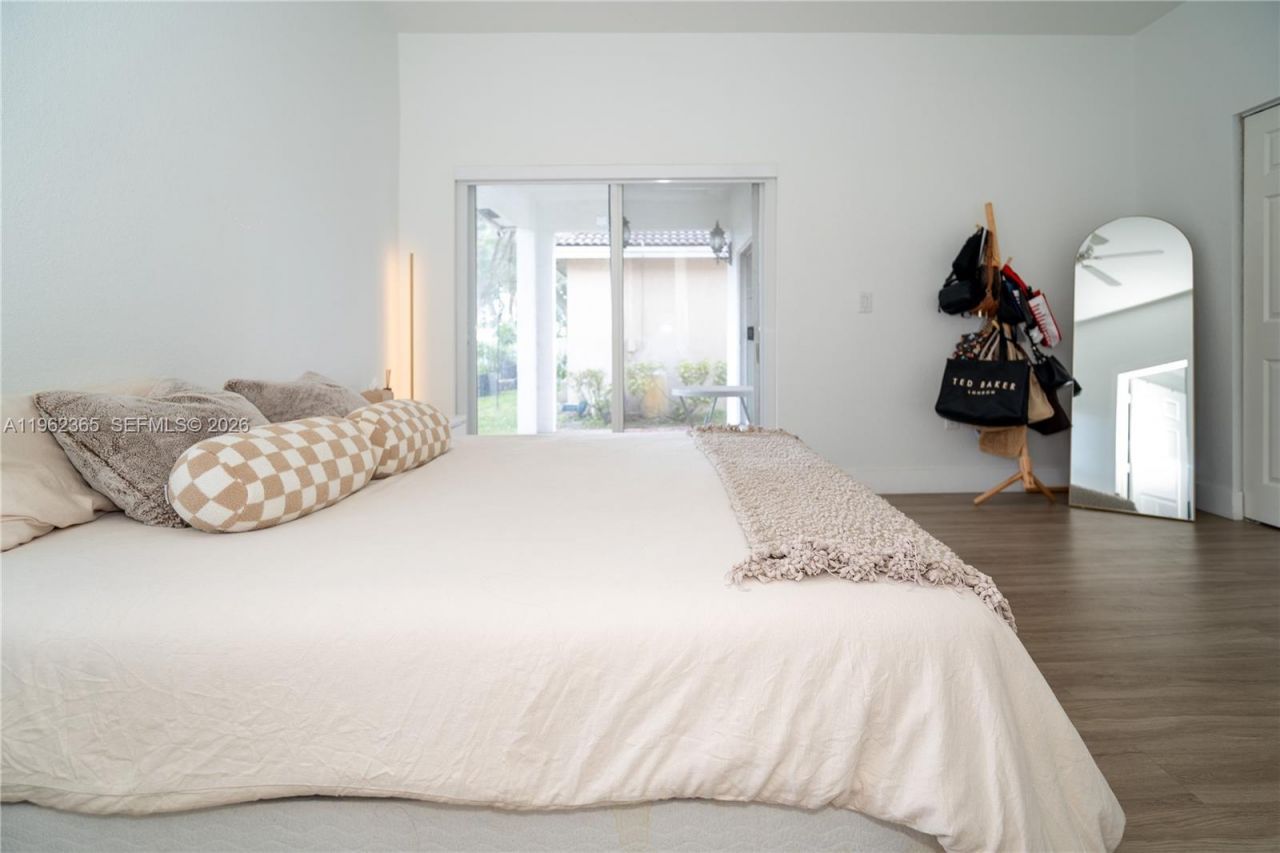 13746 SW 32nd St , Miramar, FL 33027 Photo