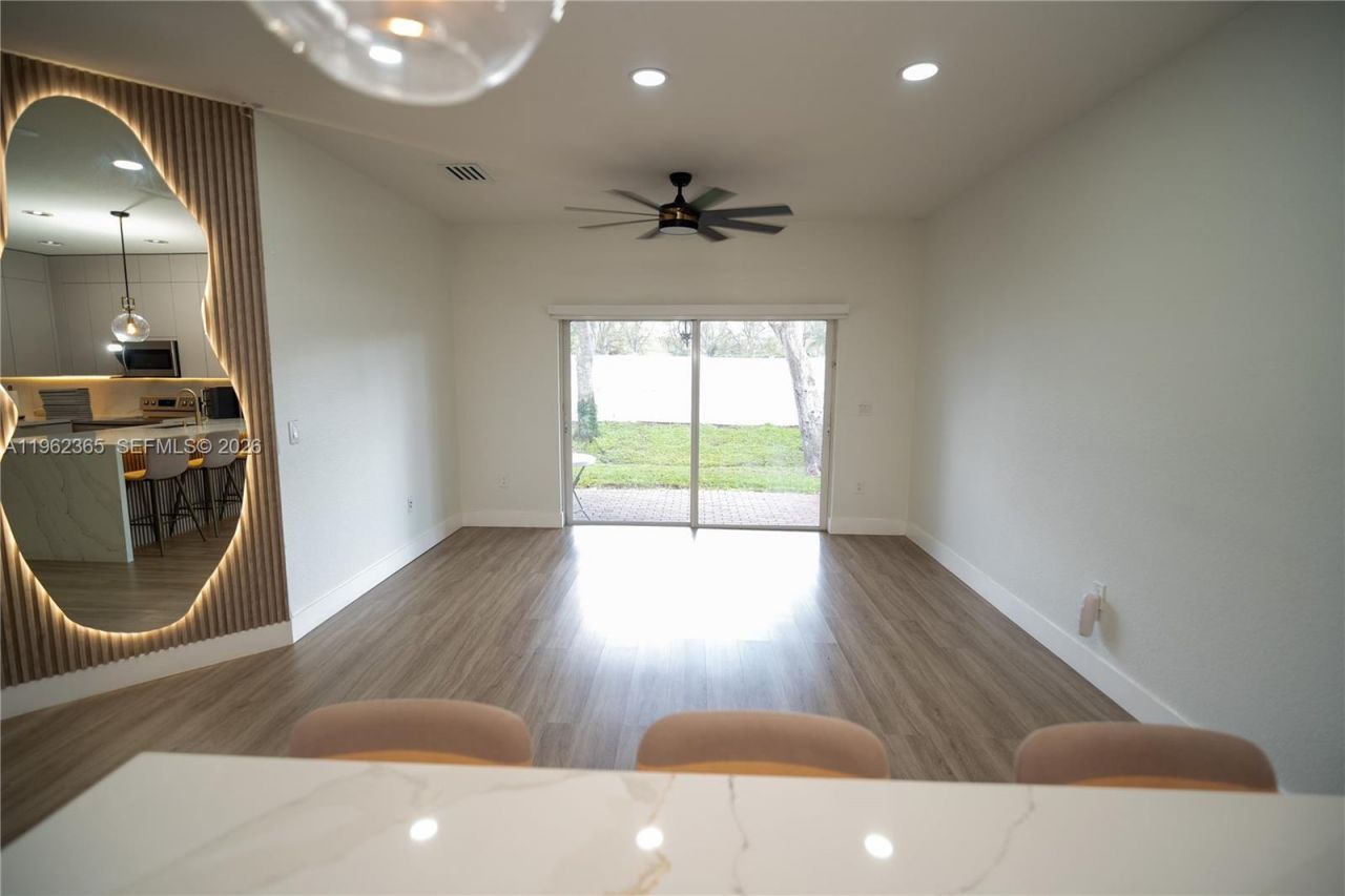 13746 SW 32nd St , Miramar, FL 33027 Photo