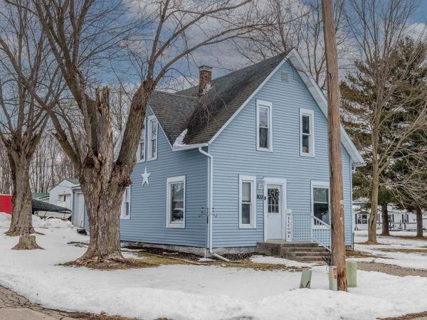 305 E Wabash Street, Hudson, IN 46747