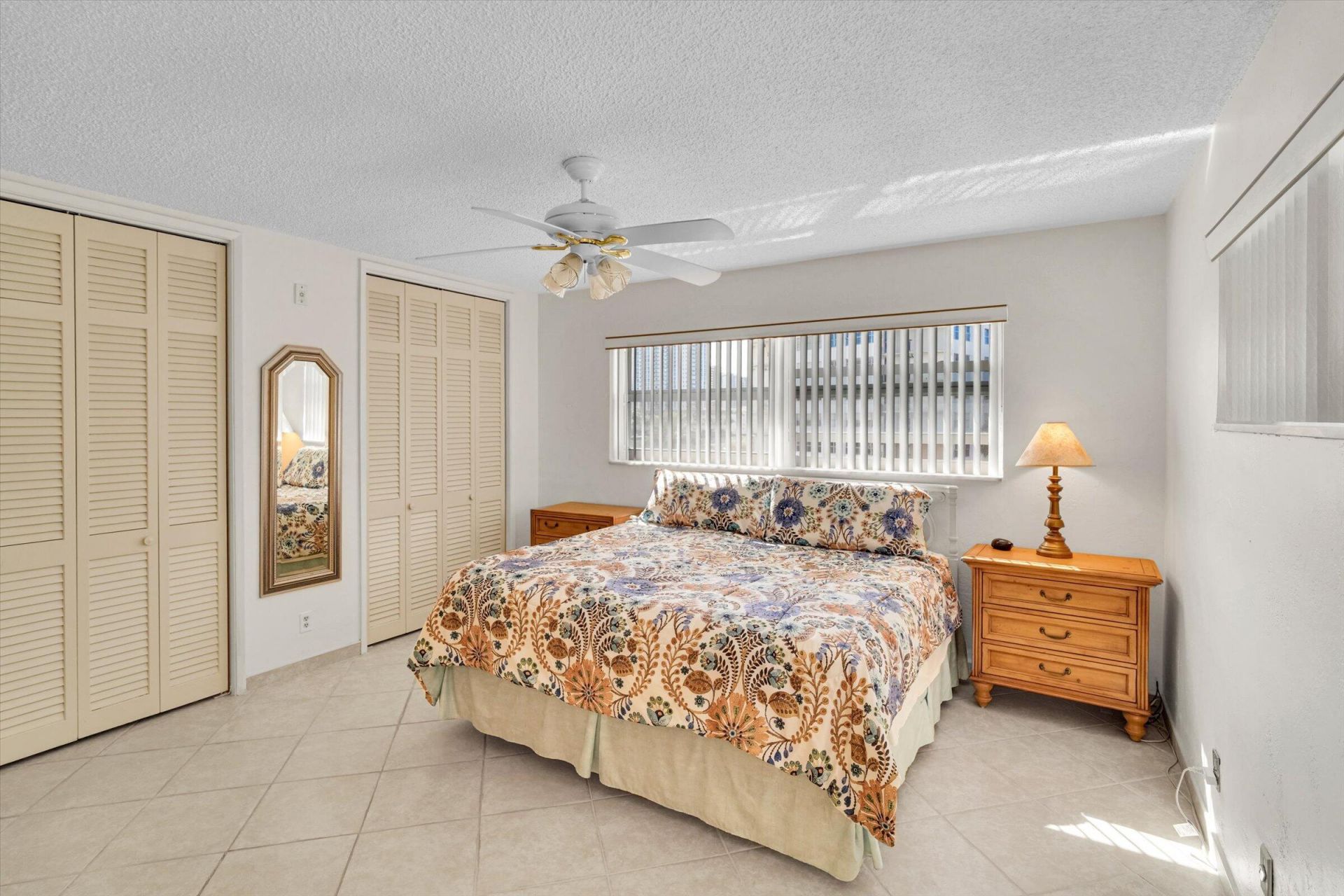 2600 Diana Drive, Unit 301, Hallandale Beach, FL 33009 Photo