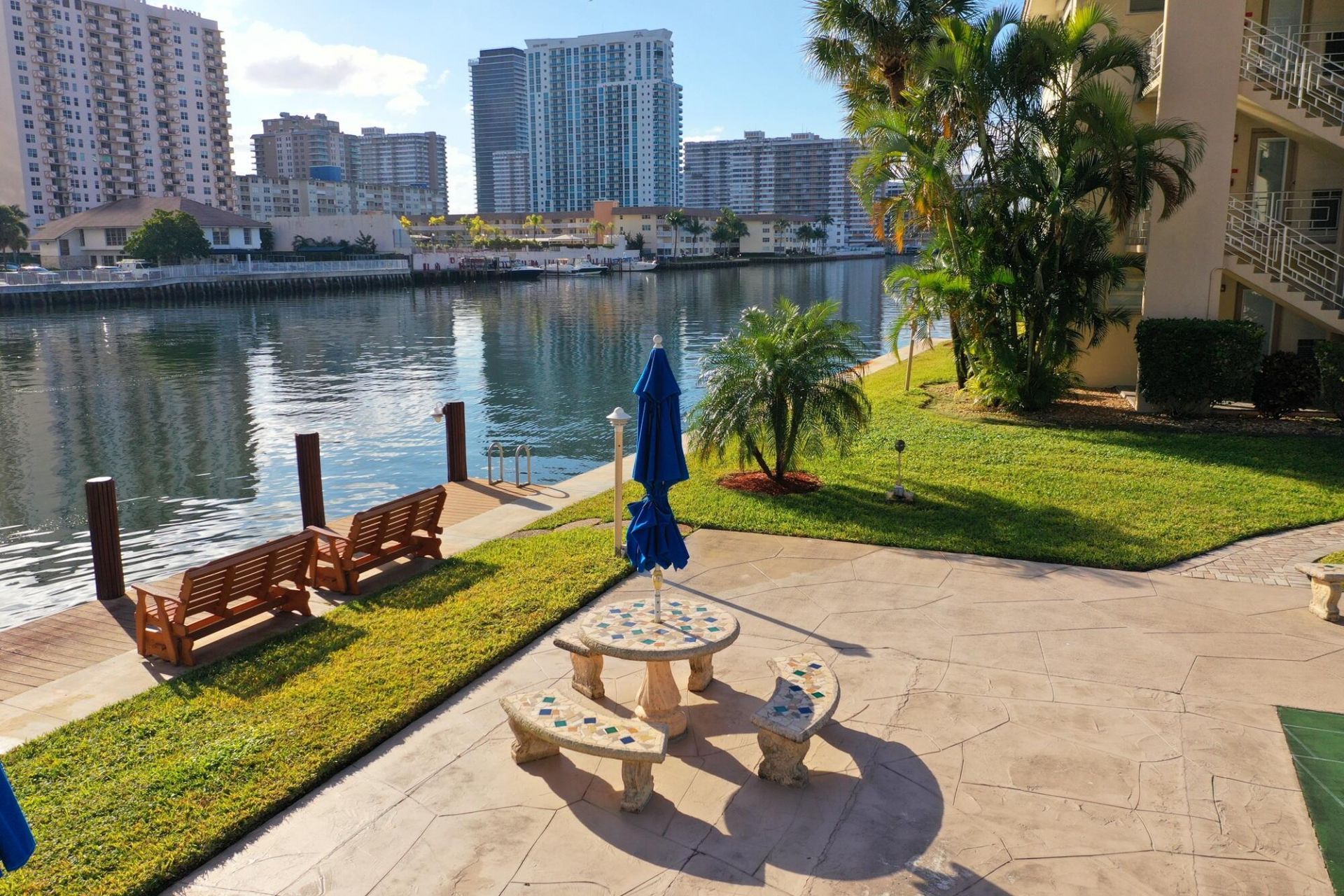 2600 Diana Drive, Unit 301, Hallandale Beach, FL 33009 Photo