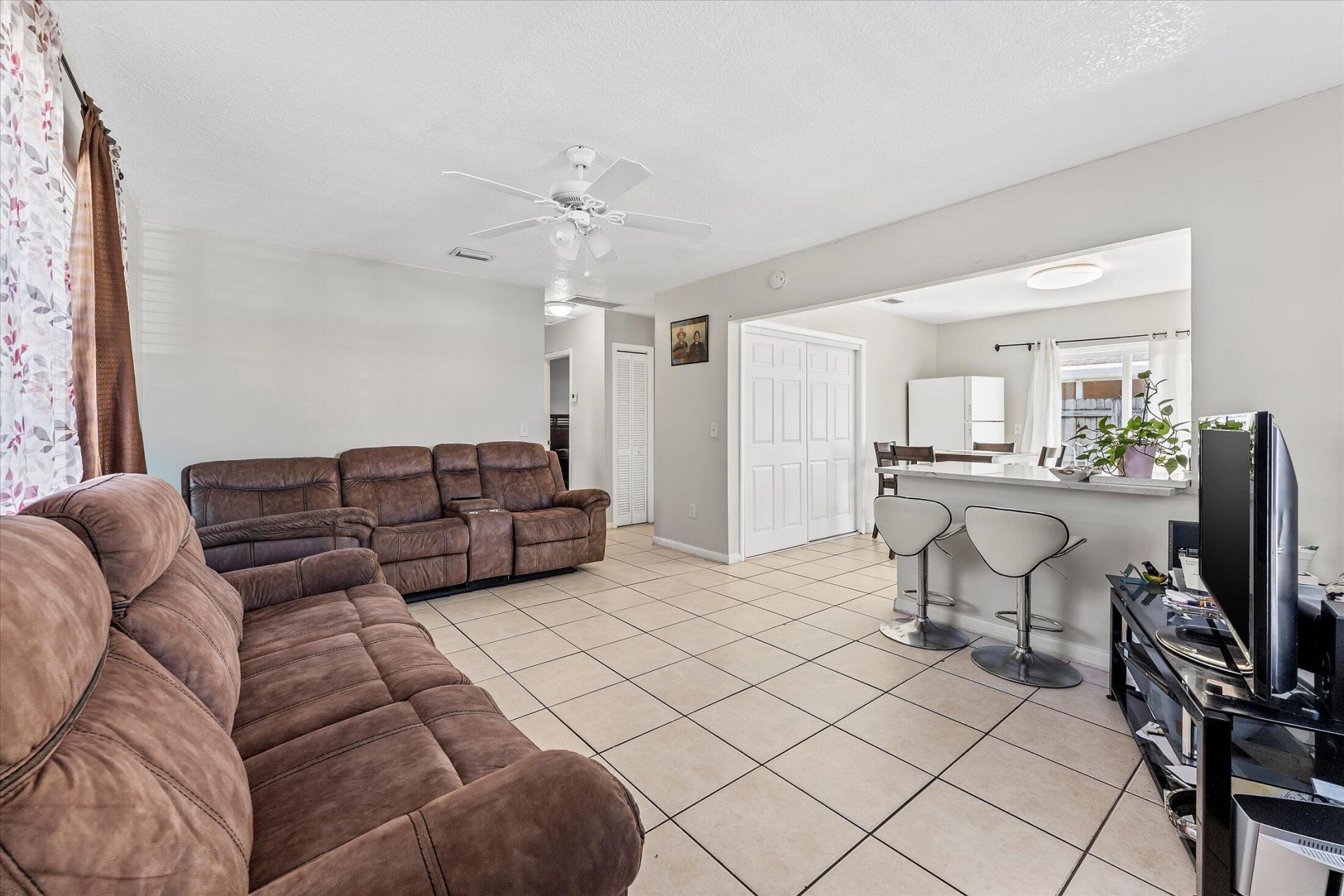 1012 Green Street, West Palm Beach, FL 33405 Photo