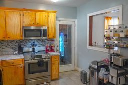 1005 Denny Road photo 4