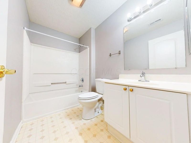 1997 Berrancher Drive, Columbus, OH 43228 Photo 11