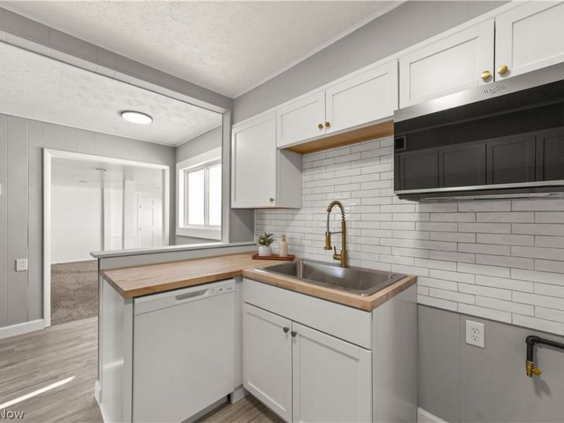 2584 Babcock Road, Hinckley, OH 44233 Photo 10