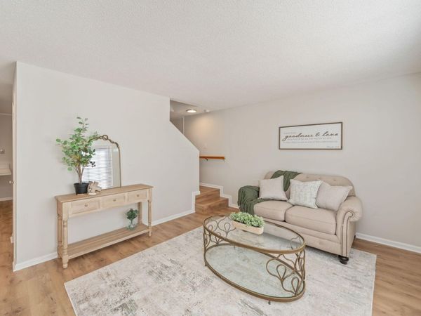 130 Valencia Drive, Fort Walton Beach, FL 32547