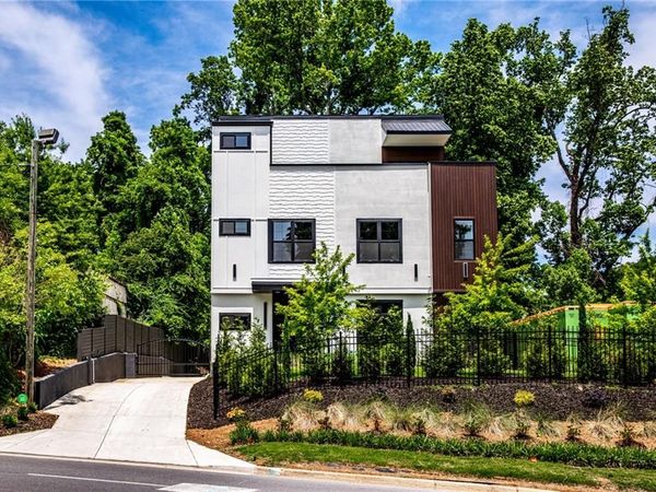 320 Hammond Drive, Atlanta, GA 30328