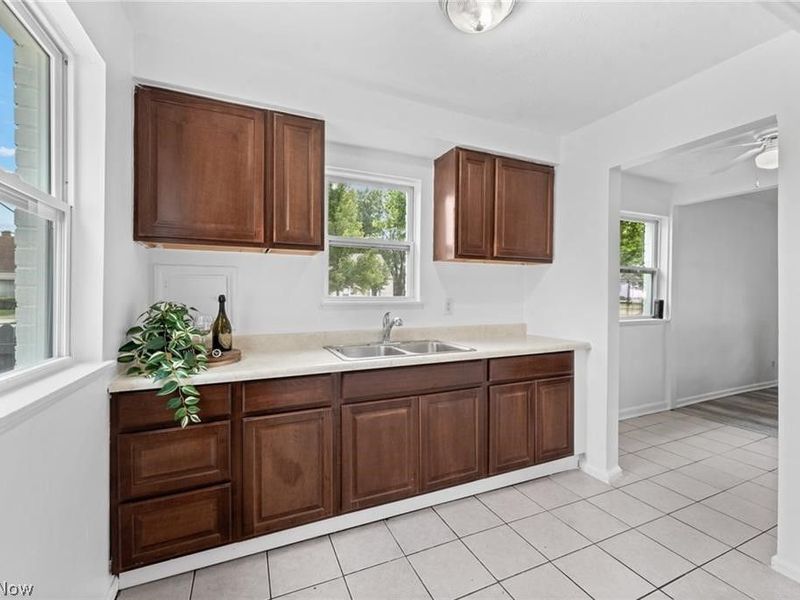 643 E 261st Street, Euclid, OH 44132 Photo 11