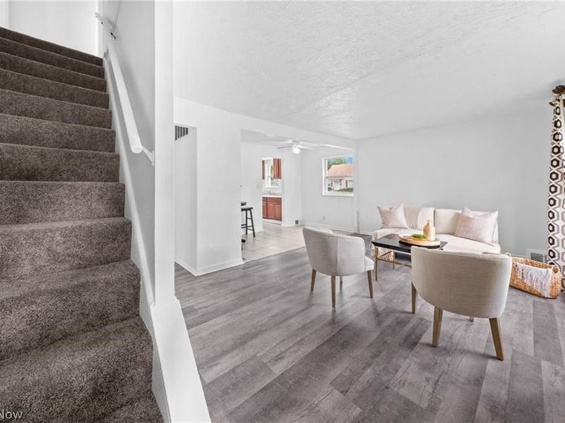 643 E 261st Street, Euclid, OH 44132 Photo 2