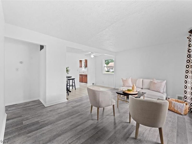 643 E 261st Street, Euclid, OH 44132 Photo 4